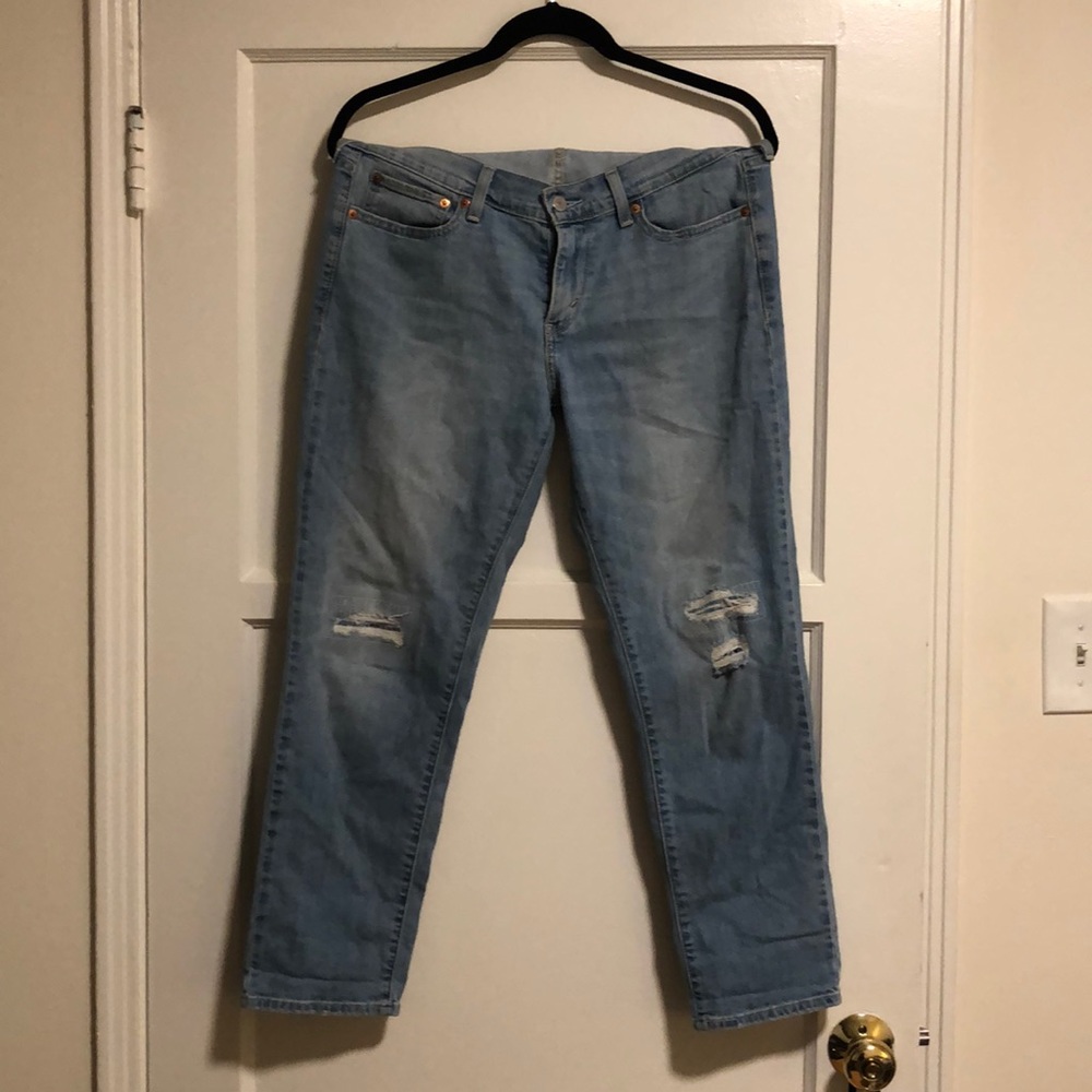 Levi light wash boyfriend
